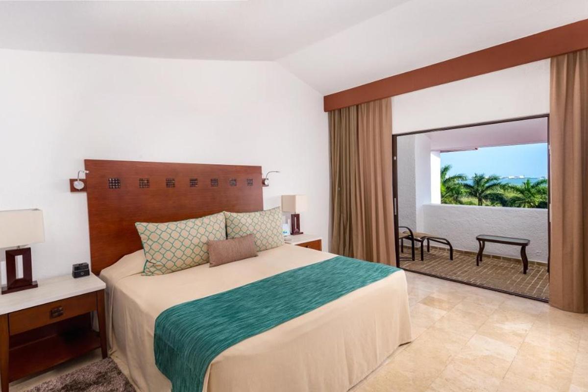 The Royal Cancun All Suites Resort Extérieur photo