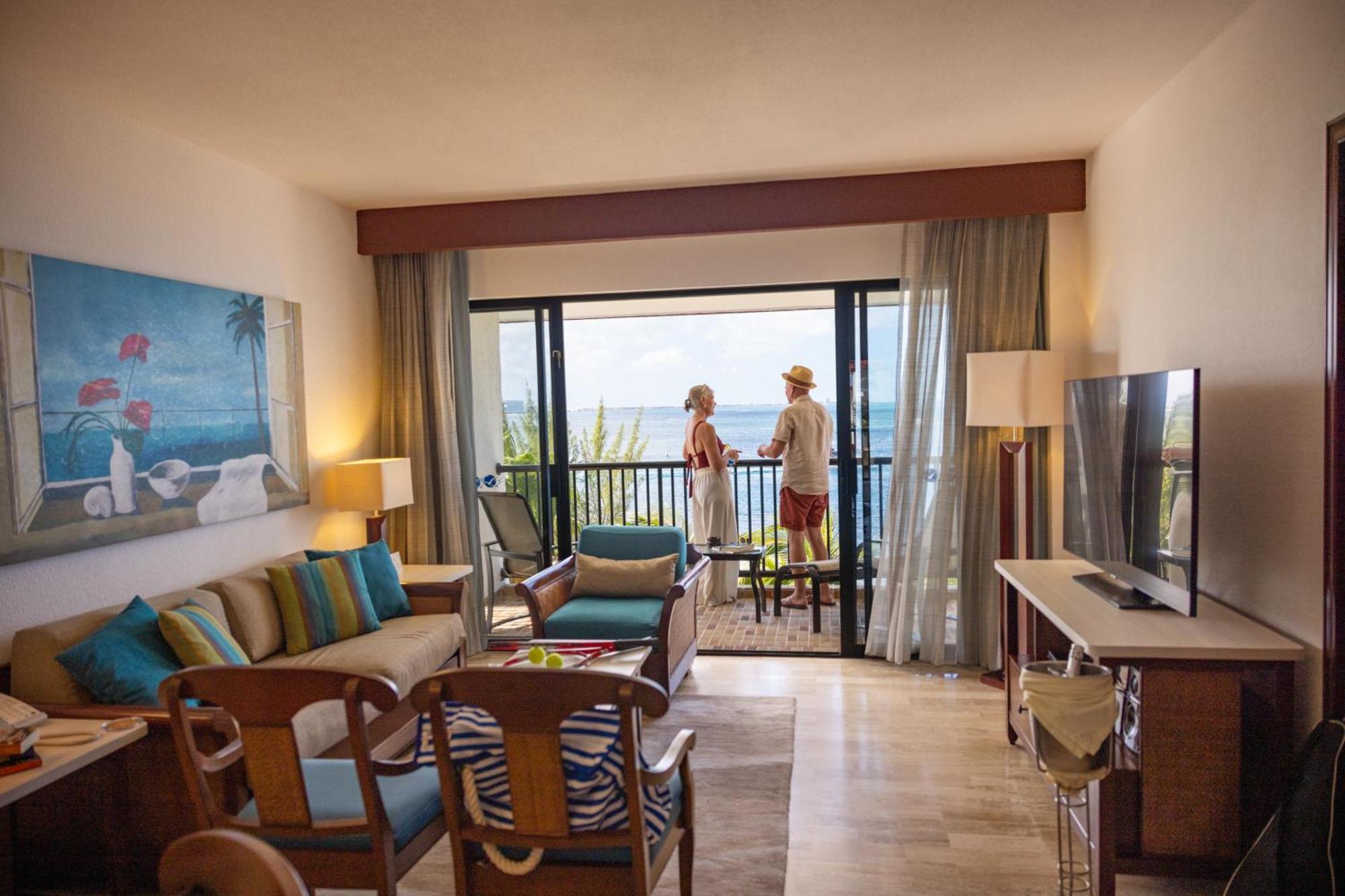 The Royal Cancun All Suites Resort Extérieur photo
